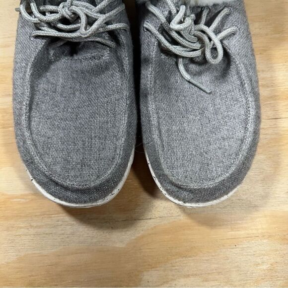 Hey Dude Britt Cozy Gray Fur-Lined Ankle Boots Women’s Size 9 - Picture 5 of 8